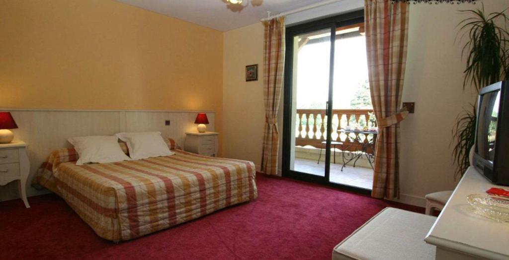 Condat-sur-Vezere Chateau La Fleunie - Hotel Et Restaurant חדר תמונה