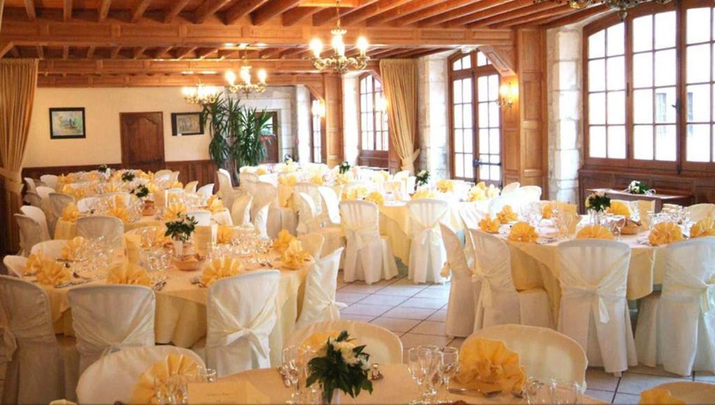 Condat-sur-Vezere Chateau La Fleunie - Hotel Et Restaurant מראה חיצוני תמונה
