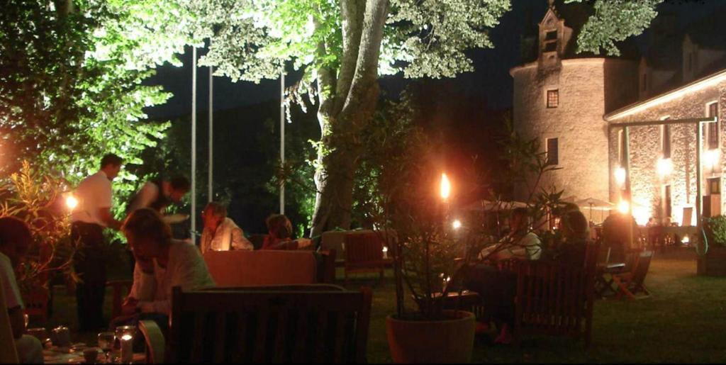 Condat-sur-Vezere Chateau La Fleunie - Hotel Et Restaurant מראה חיצוני תמונה