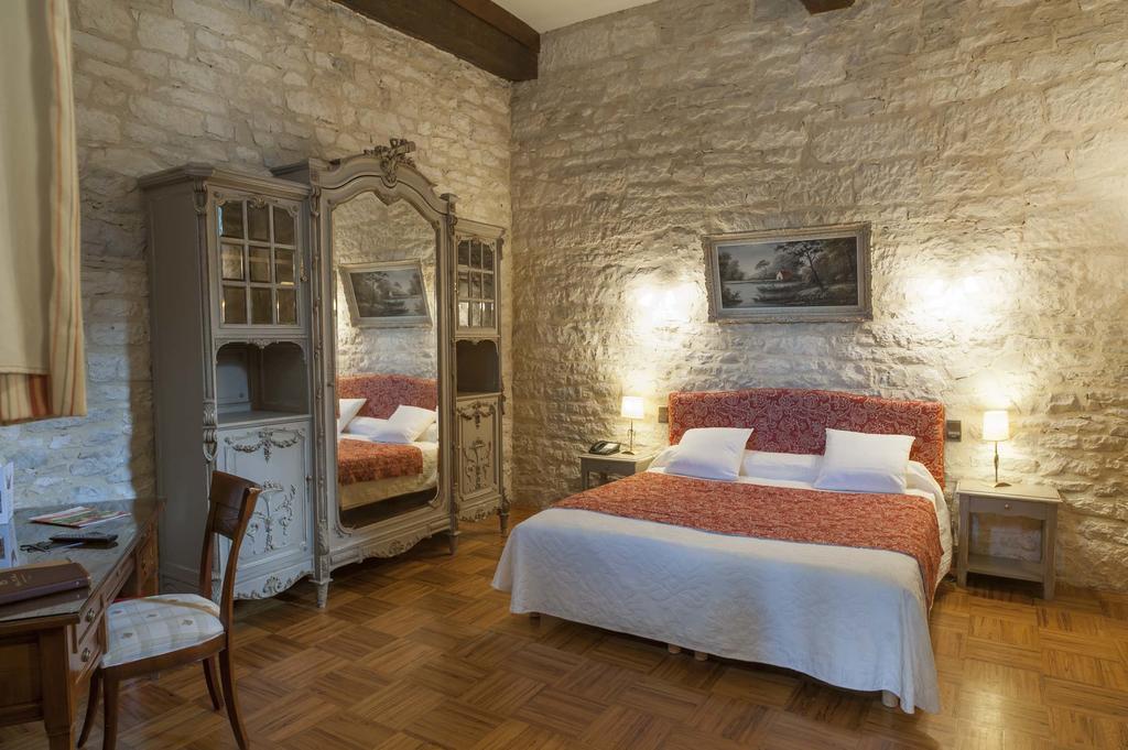 Condat-sur-Vezere Chateau La Fleunie - Hotel Et Restaurant מראה חיצוני תמונה