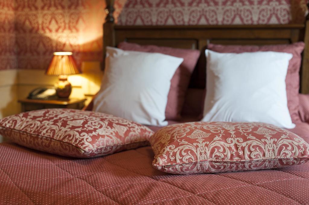 Condat-sur-Vezere Chateau La Fleunie - Hotel Et Restaurant מראה חיצוני תמונה